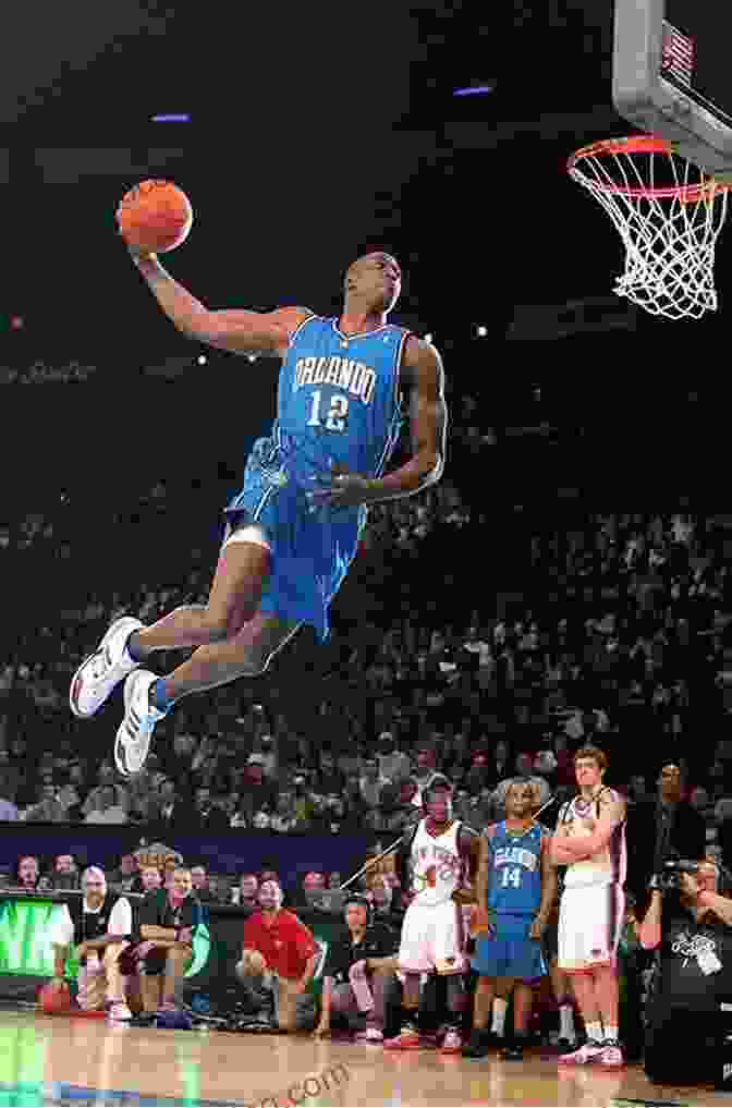 Dwight Howard Dunking A Basketball Dwight Howard (Superstars In The World Of Basketball)